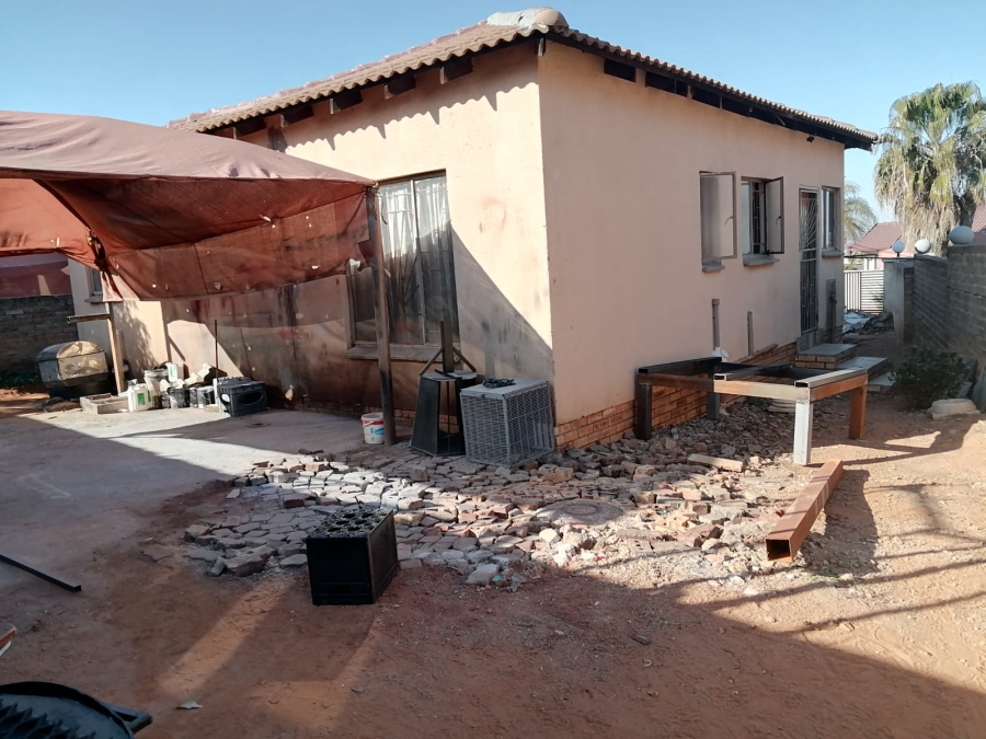 3 Bedroom Property for Sale in Tlhabane West North West